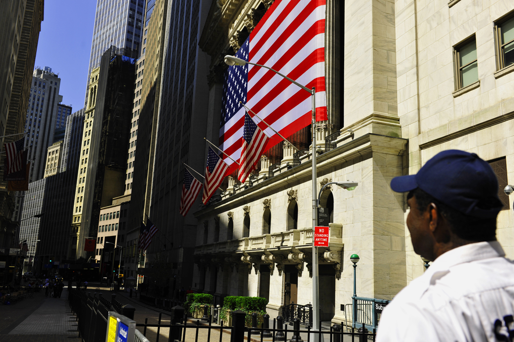 1557184636638972.jpg 2010华尔街之惑.jpg