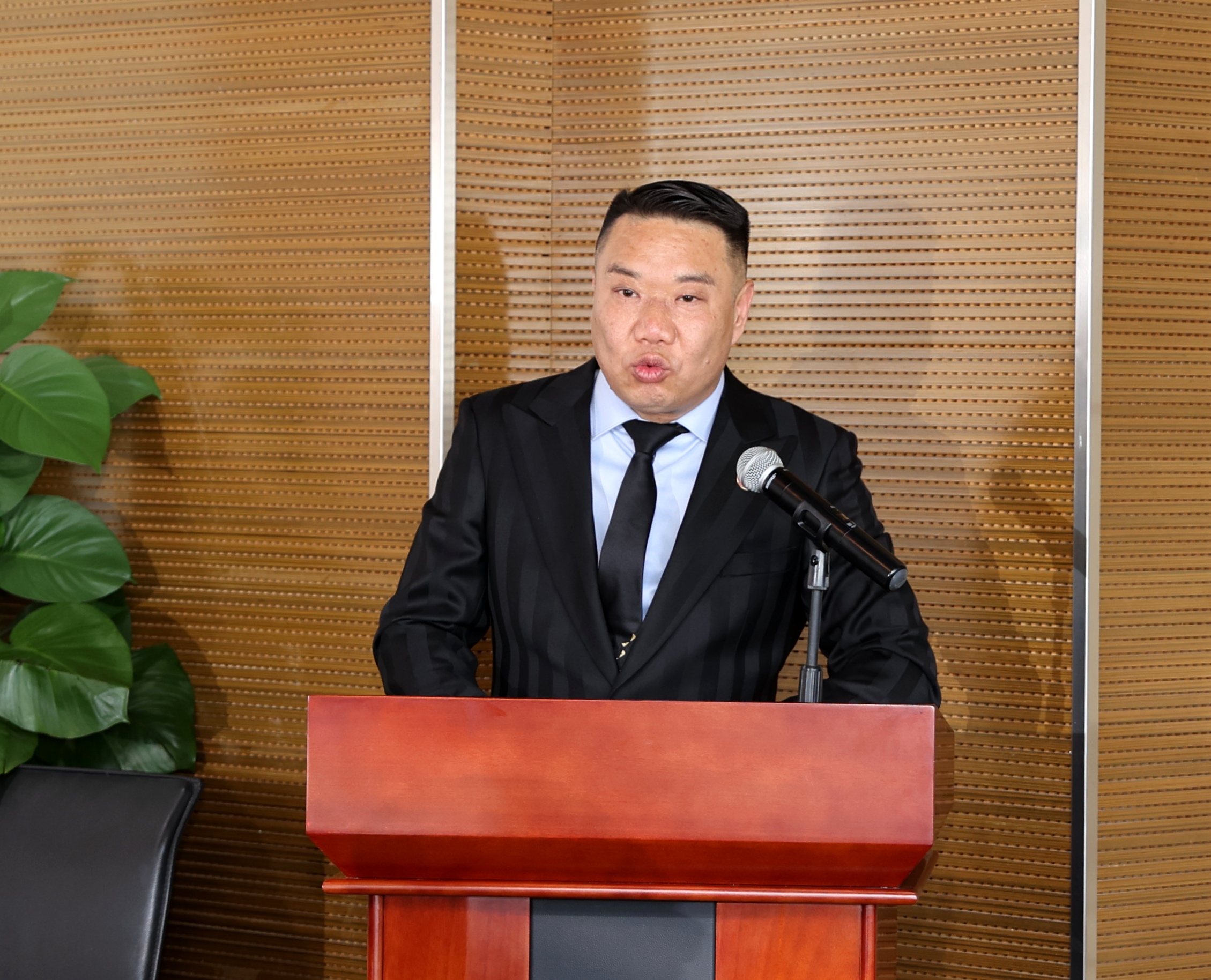 1683595878455126.jpeg 10.jpeg