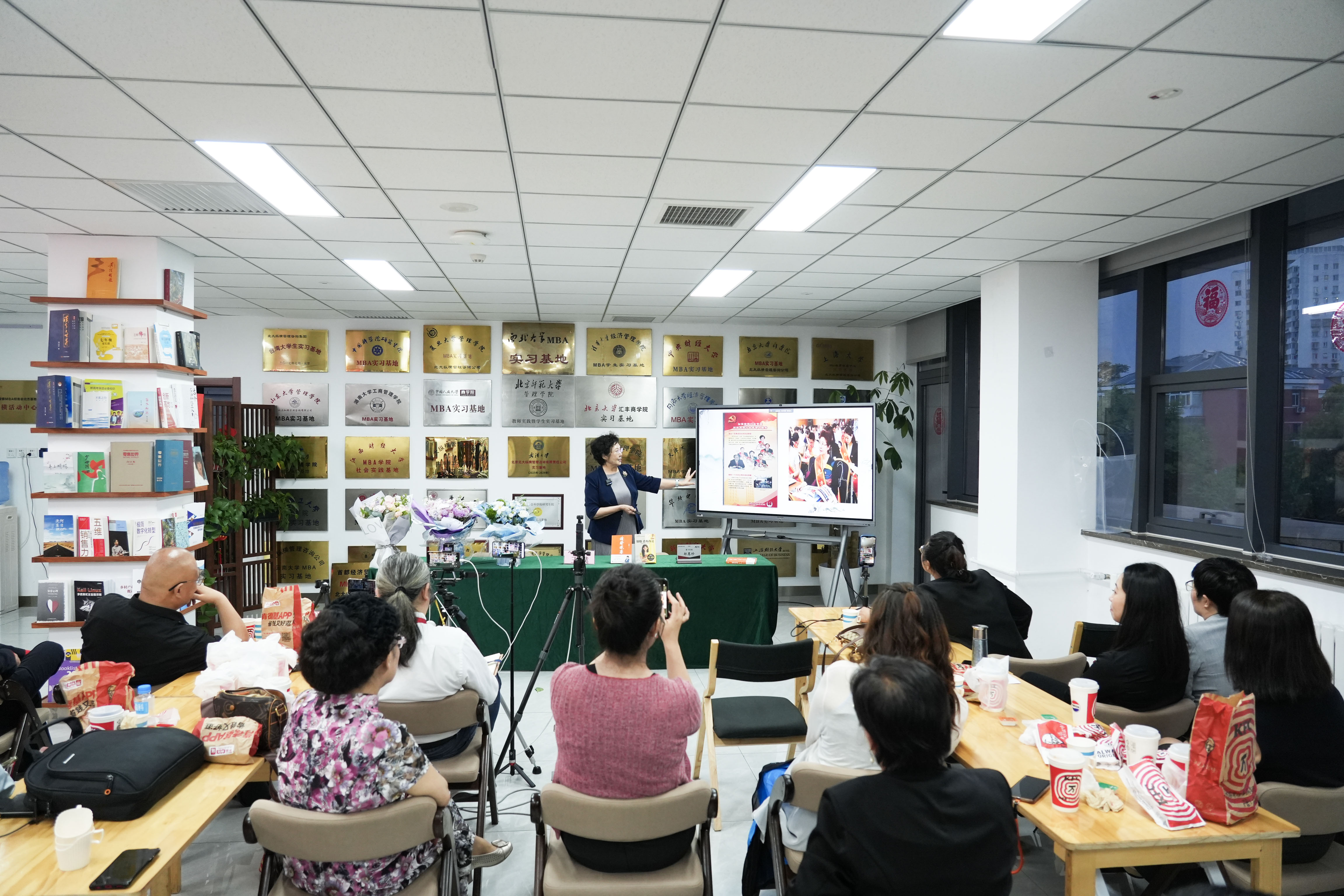 1751604740238046.jpg 3.jpg